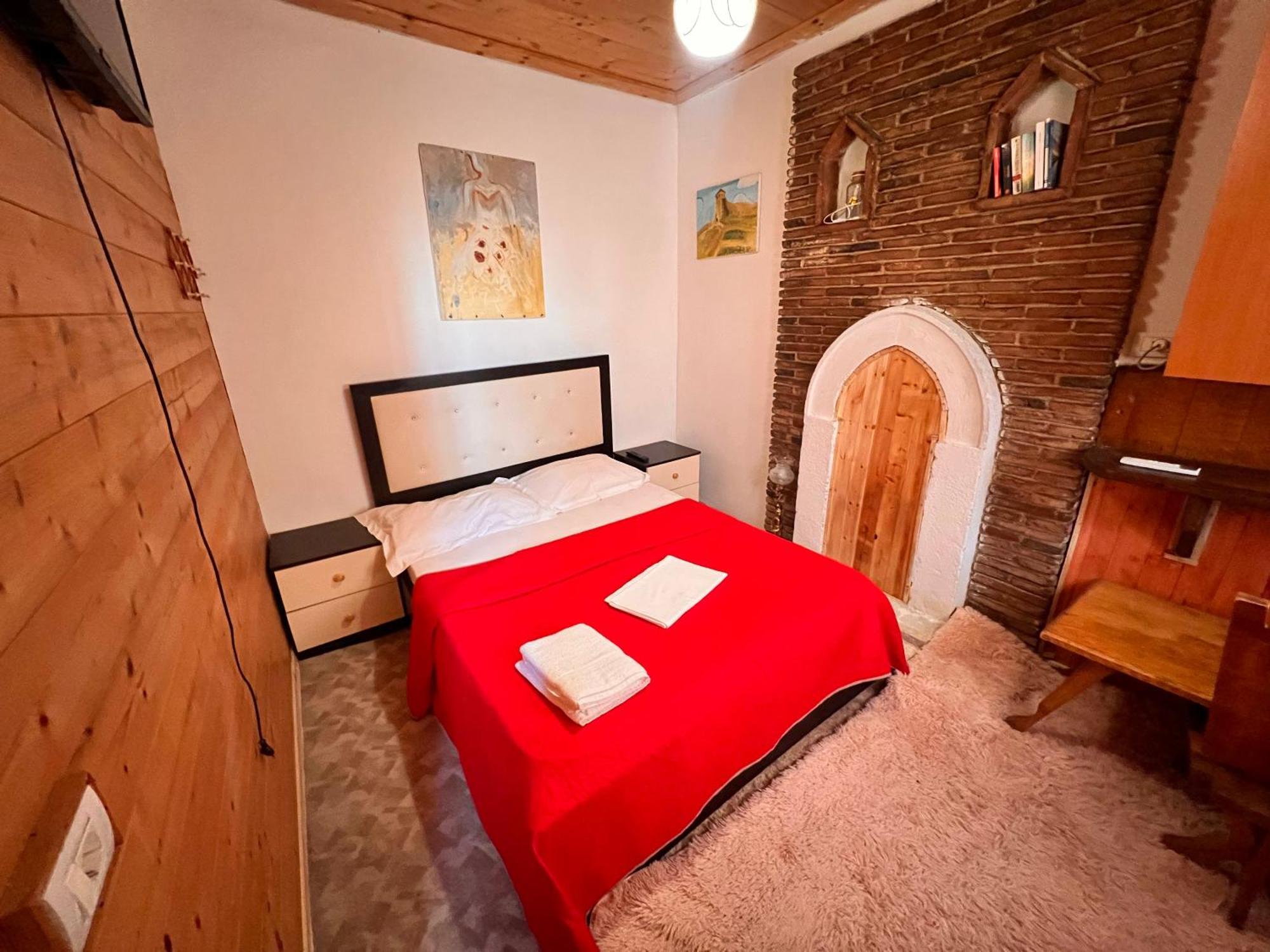 Rooms Merlika -Inside The Castle- Kruje Exterior photo